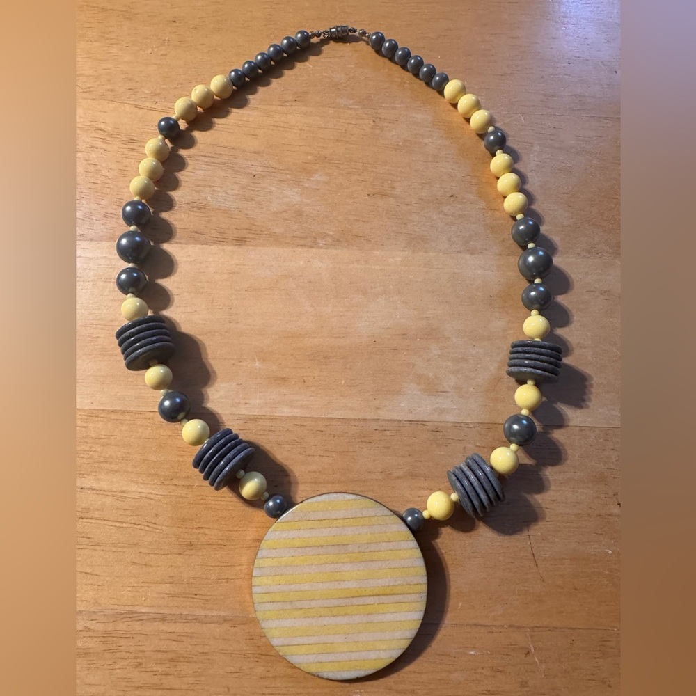 Chunky Statement Round Acrylic Beaded Metal Pendant Necklace
